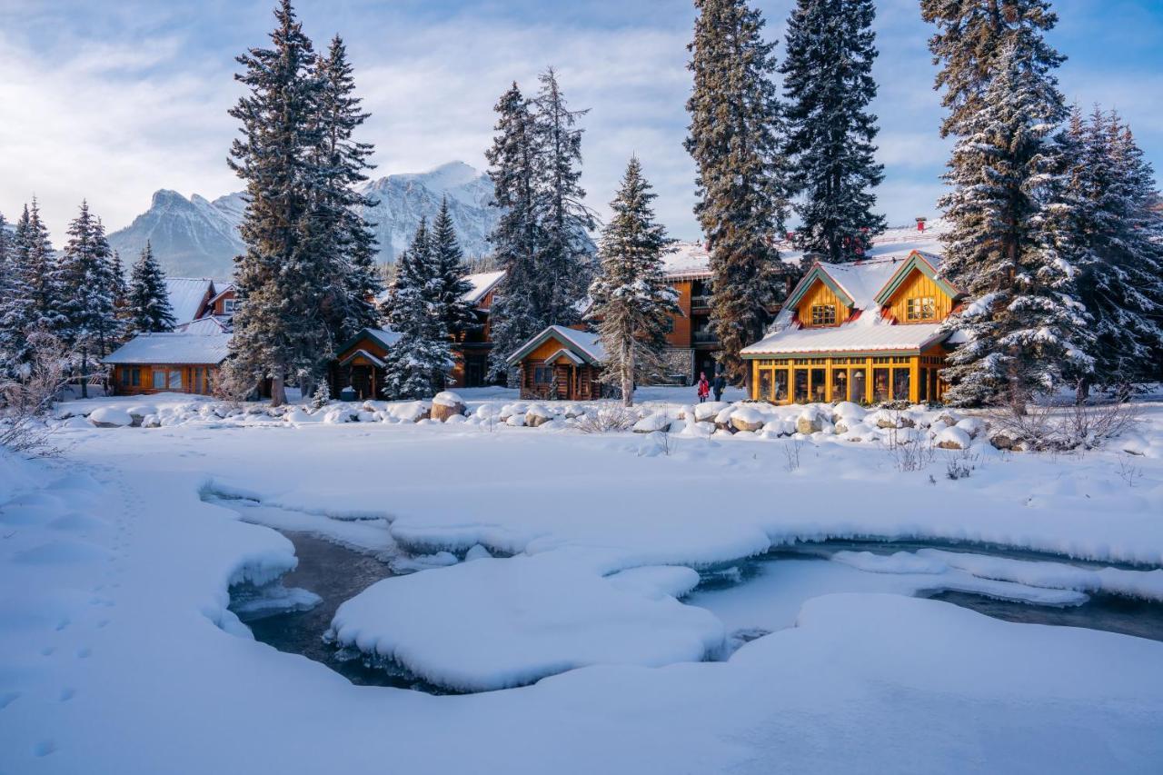 Post Hotel & Spa Lake Louise Bagian luar foto